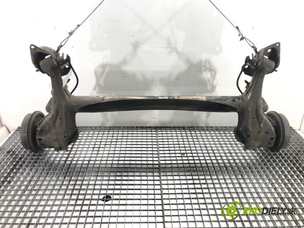 OPEL ADAM (M13) 2012 - 2019    1.4 64 kW [87 KM] benzyna 2012 - 2019  zadní část výztuha