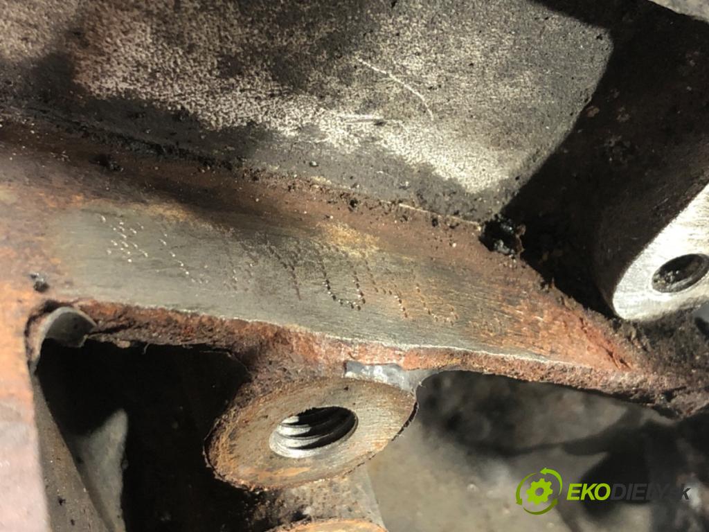 AUDI A6 Allroad C6 (4FH) 2006 - 2011    3.0 TDI quattro 176 kW [240 KM] olej napędowy 2008  Motor CDY (Motory (kompletné))