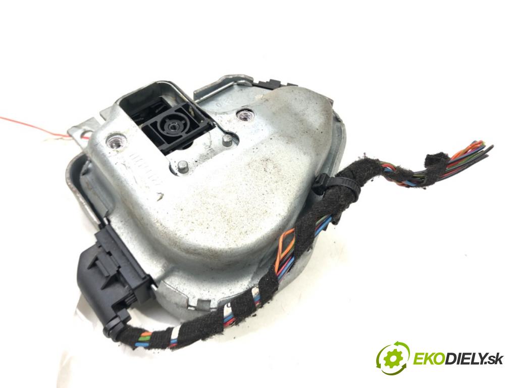 AUDI A6 Allroad C6 (4FH) 2006 - 2011    3.0 TDI quattro 176 kW [240 KM] olej napędowy 2008  blokáda volantu 4F0905852F (Ostatné)