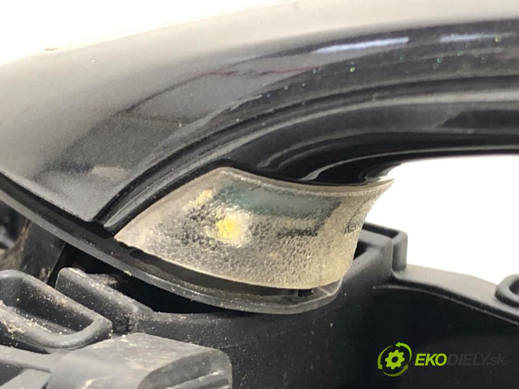 BMW 5 Touring (F11) 2009 - 2017    530 d 190 kW [258 KM] olej napędowy 2011 - 2017  Kľučka predný ľavá strana vonkajšia  (Vonkajšie predné ľavé)