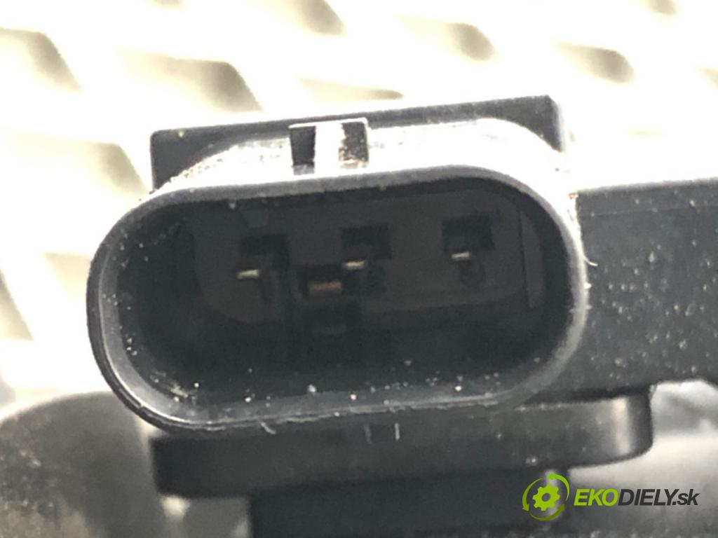 BMW 5 Touring (F11) 2009 - 2017    530 d 190 kW [258 KM] olej napędowy 2011 - 2017  Potrubie sacie, sanie 7811909 (Sacie potrubia)