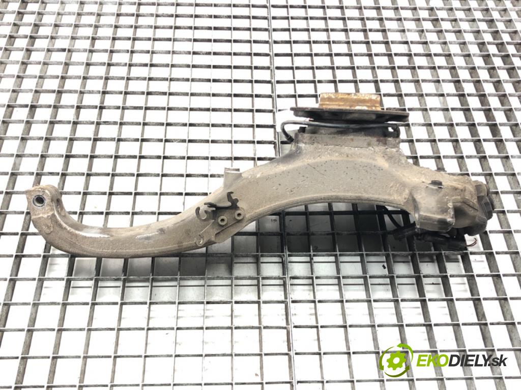 BMW 5 Touring (F11) 2009 - 2017    530 d 190 kW [258 KM] olej napędowy 2011 - 2017  náboj ľavá strana  (Náboje)