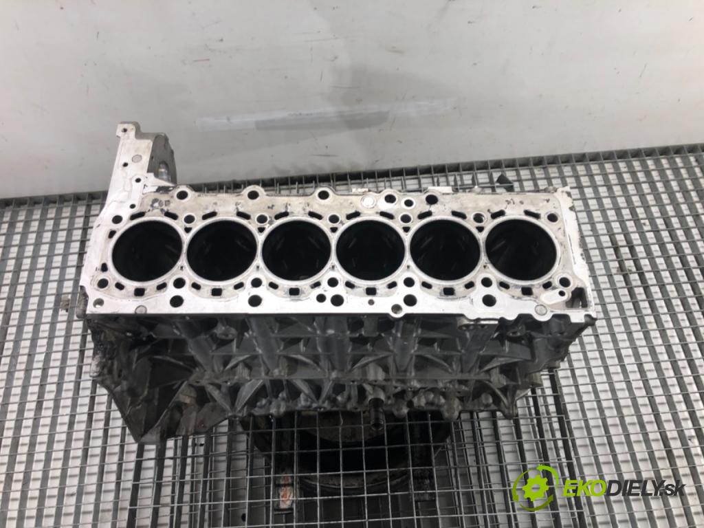 BMW 5 Touring (F11) 2009 - 2017    530 d 190 kW [258 KM] olej napędowy 2011 - 2017  blok Motor N57D30A (Blok motora)