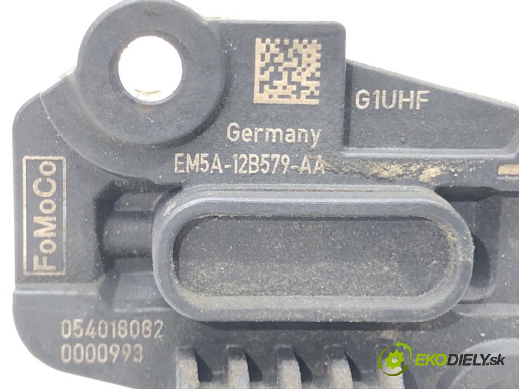 FORD FOCUS III Turnier 2010 - 2022    1.5 TDCi 70 kW [95 KM] olej napędowy 2014 - 2022  Váha vzduchu EM5A-12B579-AA (Váhy vzduchu)