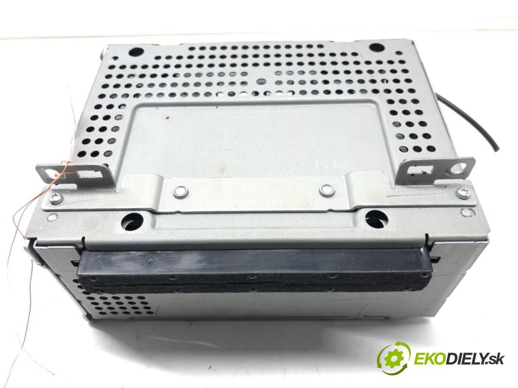 FORD FOCUS III Turnier 2010 - 2022    1.5 TDCi 70 kW [95 KM] olej napędowy 2014 - 2022  RADIO F1BT-18C815-GP (Audio zariadenia)