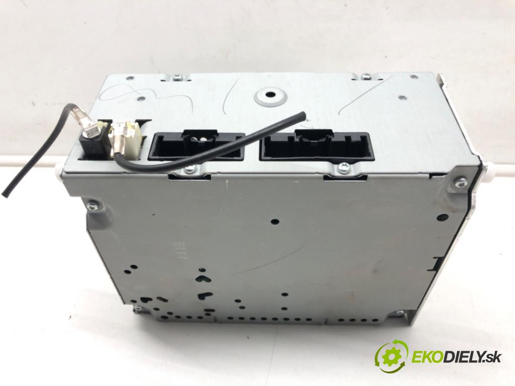 FORD FOCUS III Turnier 2010 - 2022    1.5 TDCi 70 kW [95 KM] olej napędowy 2014 - 2022  RADIO F1BT-18C815-GP (Audio zariadenia)