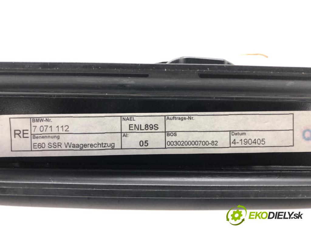 BMW 5 (E60) 2001 - 2010    530 d 160 kW [218 KM] olej napędowy 2002 - 2005  Roleta Dvere zad pravá 7071112 (Ostatné)