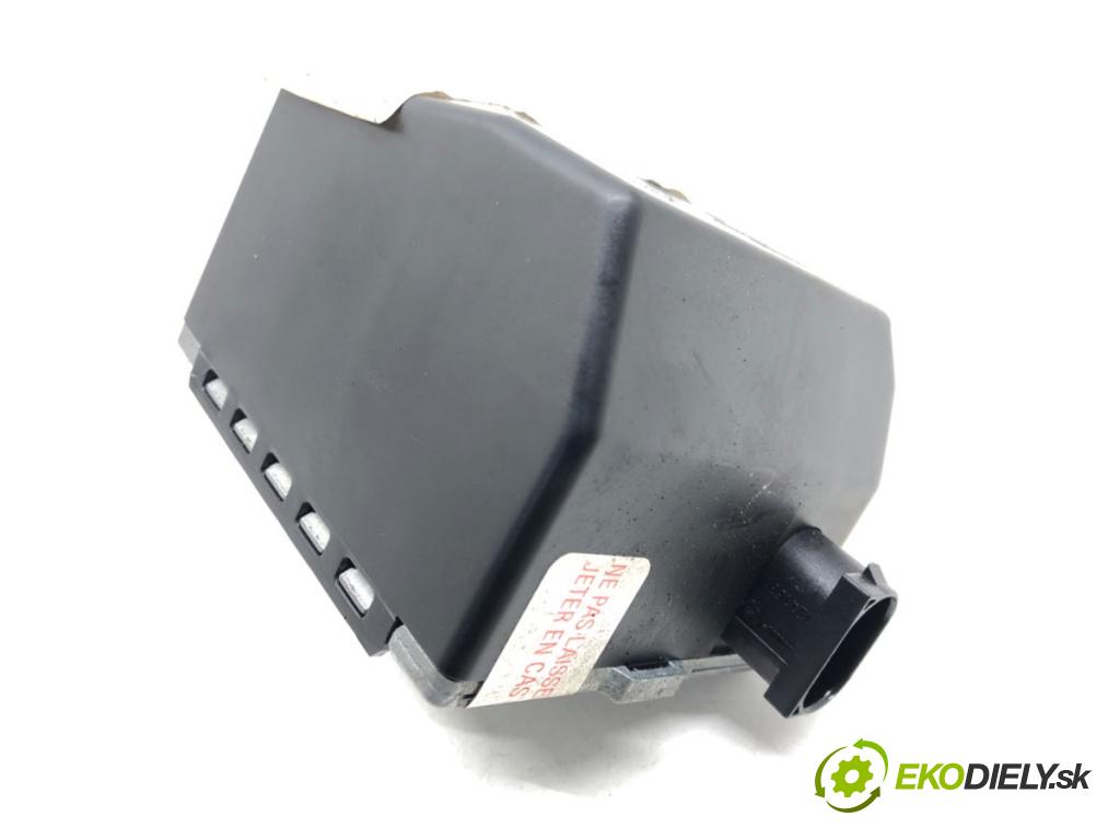 RENAULT LAGUNA II (BG0/1_) 2001 - 2007    1.9 dCi (BG08, BG0G) 88 kW [120 KM] olej napędowy   blokáda volantu 8200020613B (Ostatné)