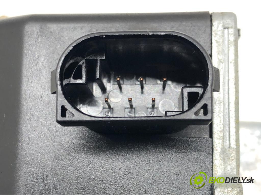 RENAULT LAGUNA II (BG0/1_) 2001 - 2007    1.9 dCi (BG08, BG0G) 88 kW [120 KM] olej napędowy   blokáda volantu 8200020613B (Ostatné)