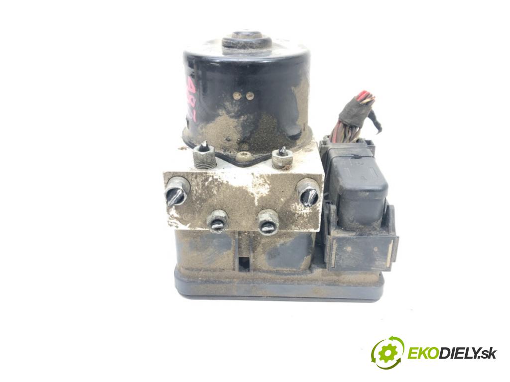 VOLVO V50 (545) 2003 - 2012    2.0 D 100 kW [136 KM] olej napędowy 2004 - 2010  Pumpa ABS 4N51-2C405-EB (Pumpy ABS)