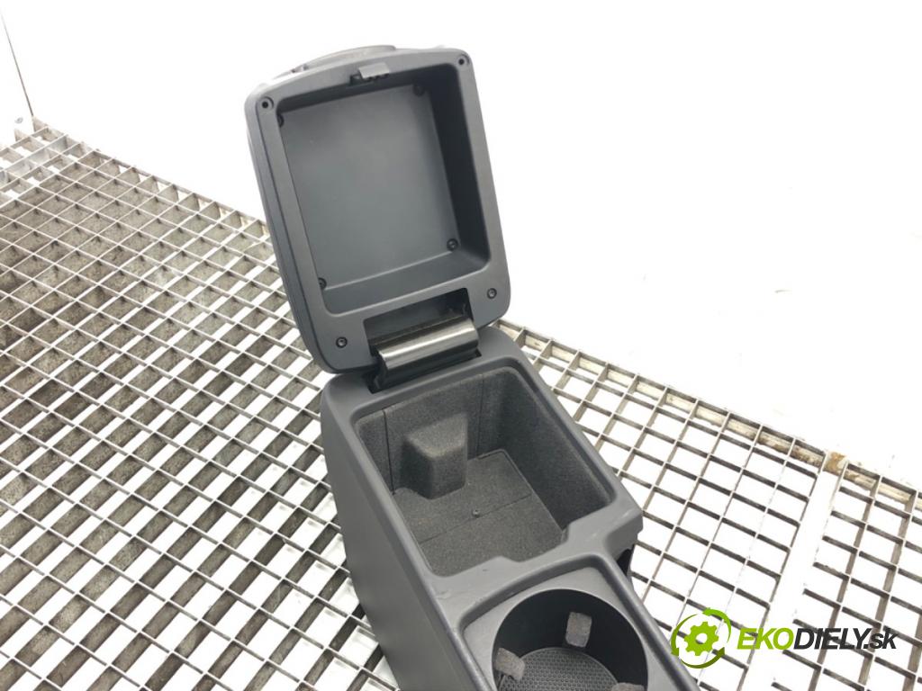 VOLVO V50 (545) 2003 - 2012    2.0 D 100 kW [136 KM] olej napędowy 2004 - 2010  Tunel stredový 8687408 (Stredový tunel / panel)