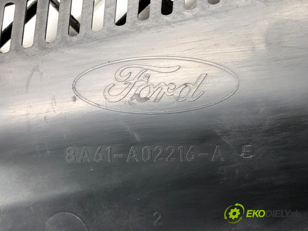 FORD FIESTA VI (CB1, CCN) 2008 - 2022    1.4 TDCi 50 kW [68 KM] olej napędowy 2009 - 2012  torpédo plast pod čelní okno 8A61-A02216-AE (Torpéda)