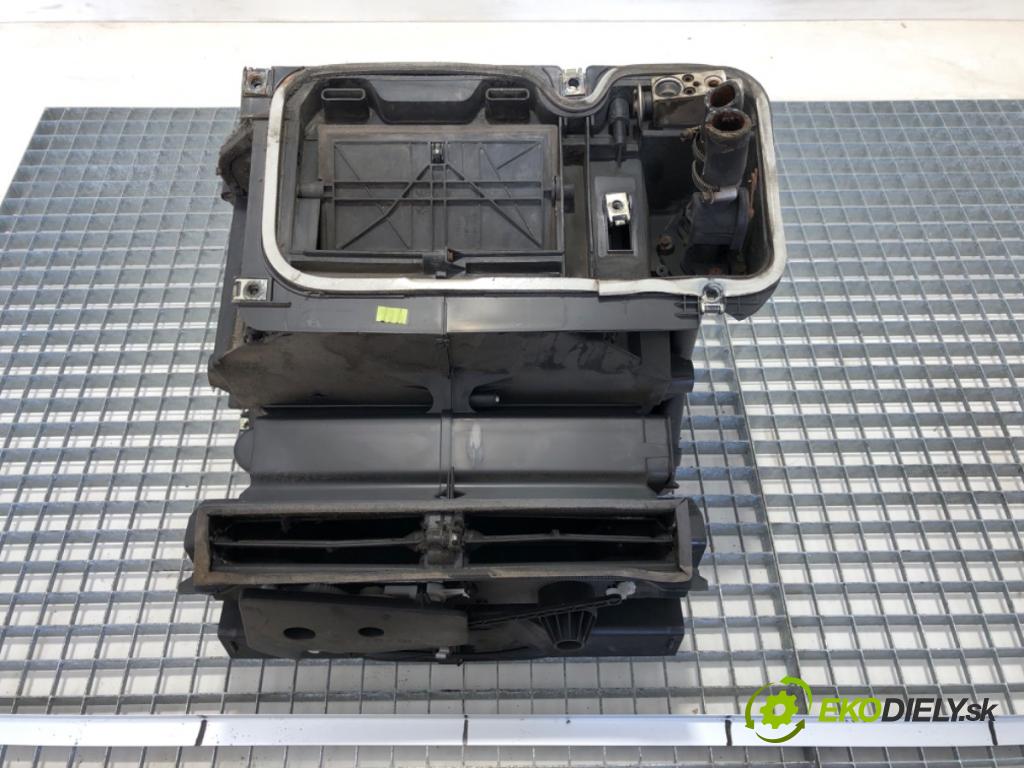 RENAULT TRUCKS PREMIUM 1996 - 2022    DXI 11 450-EC06  Výhrevné teleso, radiátor kúrenia komplet 7420858881