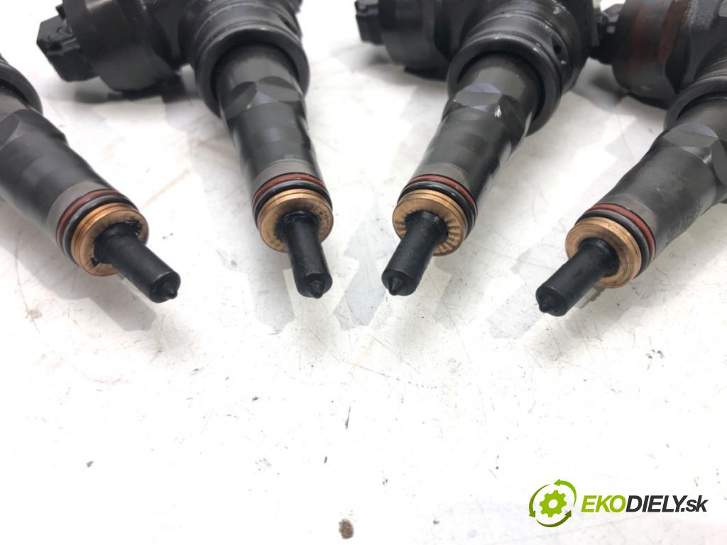 VW PASSAT B6 (3C2) 2005 - 2010    1.9 TDI 77 kW [105 KM] olej napędowy 2005 - 2010  vstrekovače 0414720215 038130073AG (Vstrekovače)