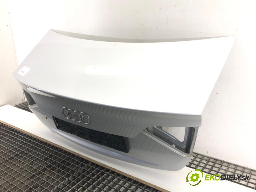 AUDI A4 B8 (8K2) 2007 - 2015    2.0 TDI 105 kW [143 KM] olej napędowy 2007 - 2015  zadní část kapota  (Zadní kapoty)