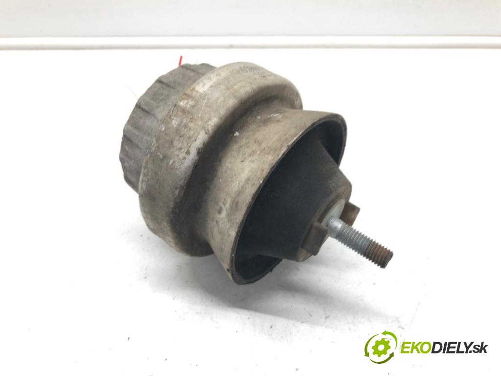 AUDI A6 C6 Avant (4F5) 2004 - 2011    2.0 TFSI 125 kW [170 KM] benzyna 2005 - 2011  AirBag motora levá strana 4F0199379C (Držáky motoru)