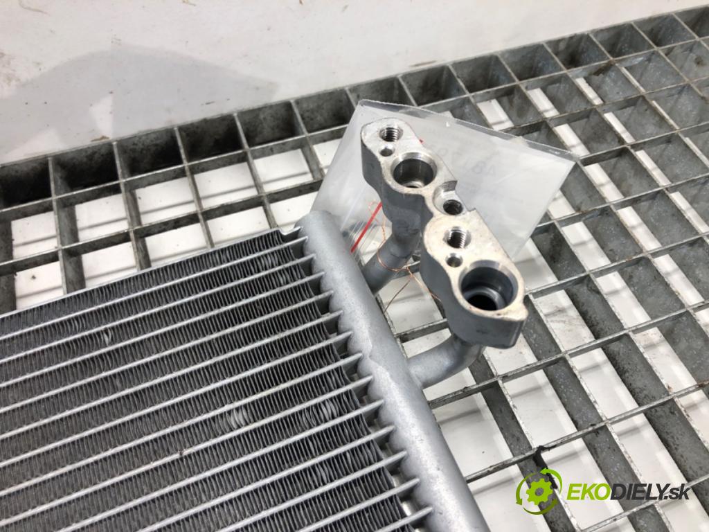 BMW 3 (E90) 2004 - 2012    316 d 85 kW [116 KM] olej napędowy 2009 - 2011  Chladič klimatizácie  (Chladiče klimatizácie)