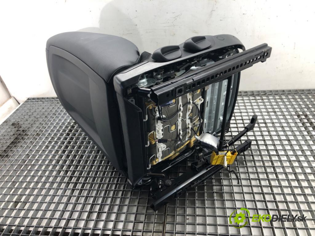 BMW 3 (E90) 2004 - 2012    316 d 85 kW [116 KM] olej napędowy 2009 - 2011  Sedadlo pravy  (Sedačky, sedadlá)