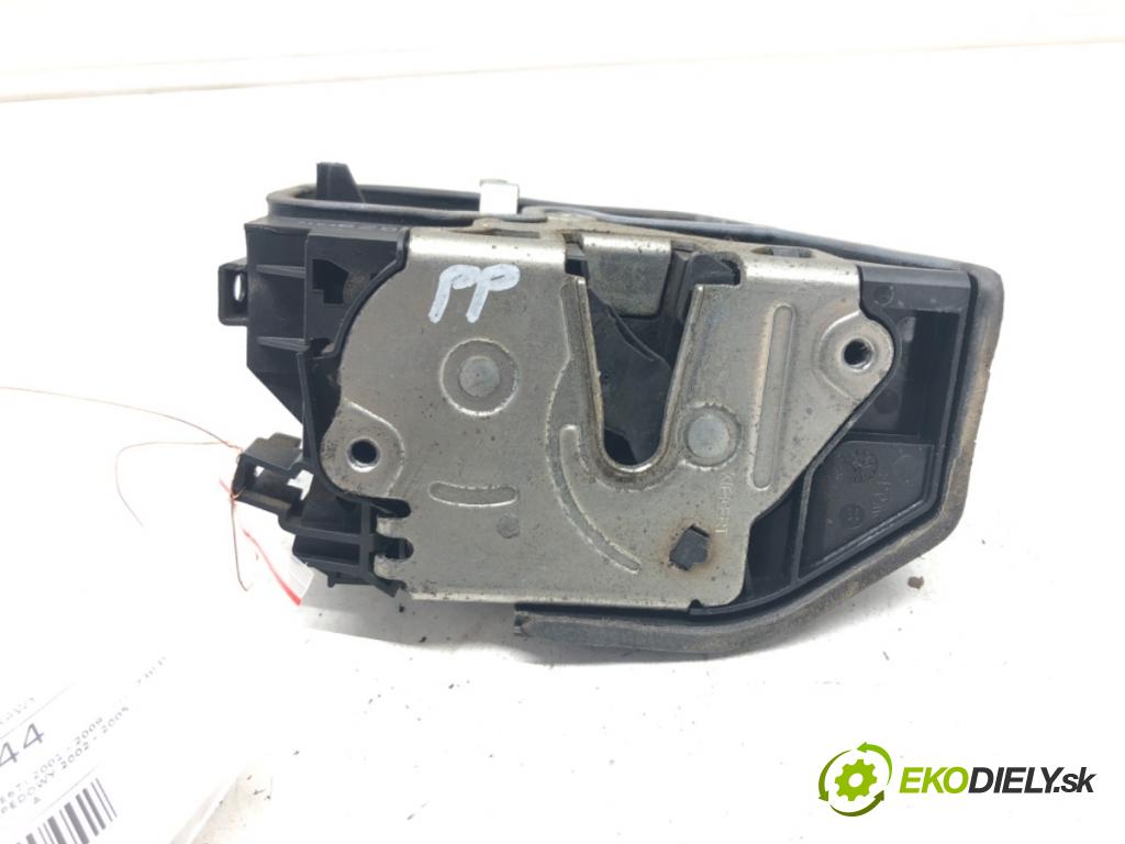 BMW 7 (E65, E66, E67) 2001 - 2009    730 d 160 kW [218 KM] olej napędowy 2002 - 2005  zámok přední část pravý 7154628