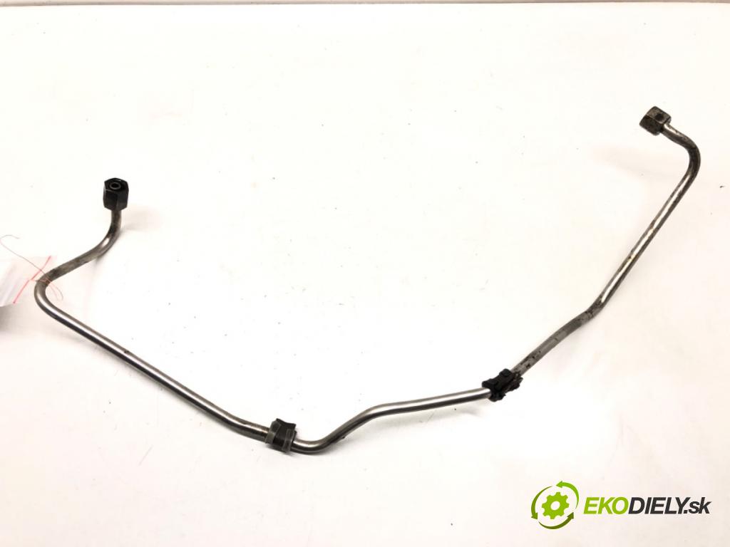 SEAT IBIZA III (6L1) 2002 - 2009    1.9 TDI 96 kW [131 KM] olej napędowy 2002 - 2009  rúrka turba  (Hadice intercoolera)