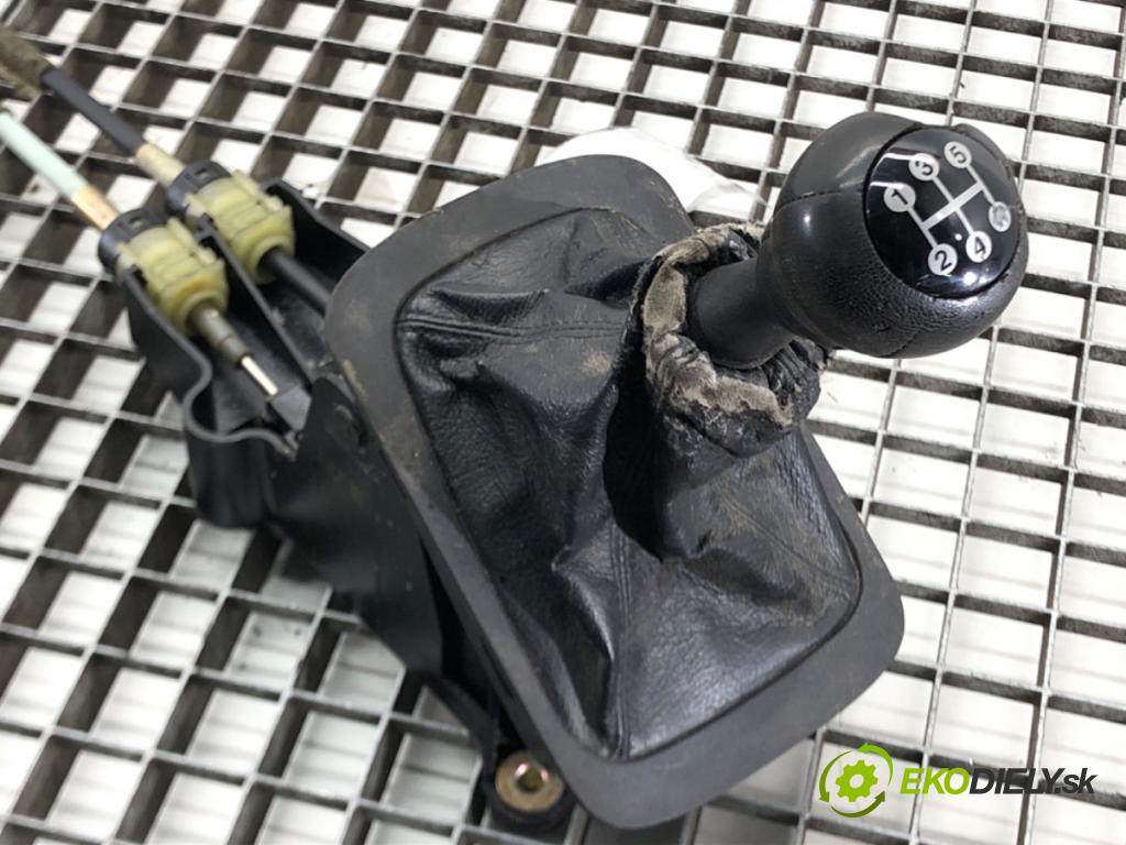 OPEL ZAFIRA A nadwozie wielkoprzestrzenne (MPV) (T98) 1999 - 2005    2.0 DI 16V (F75) 60 kW [82 KM] olej napędowy 1999   Kulisa 09138077AT (Rýchlostné páky / kulisy)