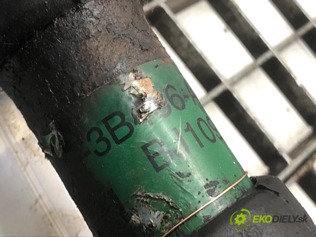 FORD USA EXPEDITION 1996 - 2002    4.6 173 kW [235 KM] benzyna 2001 - 2002  Poloos pravá  (Poloosy)