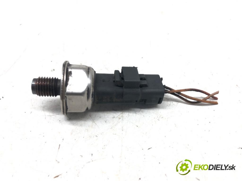 PEUGEOT 407 (6D_) 2004 - 2011    1.6 HDi 110 (6D9HZC, 6D9HYC) 80 kW [109 KM] olej n  Regulátor tlaku paliva 9658227880 (Ostatné)