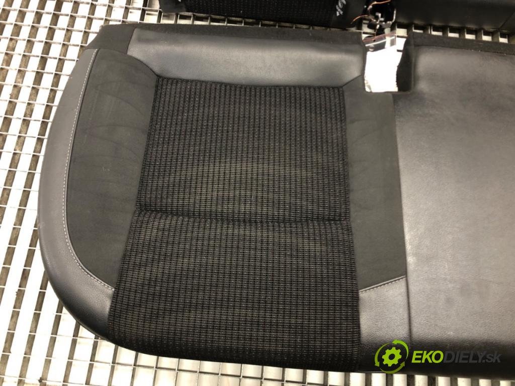 CITROEN C4 II (NC_) 2009 - 2022    1.6 HDi 110 82 kW [112 KM] olej napędowy 2009 - 20  Sedadlo zad  (Sedačky, sedadlá)