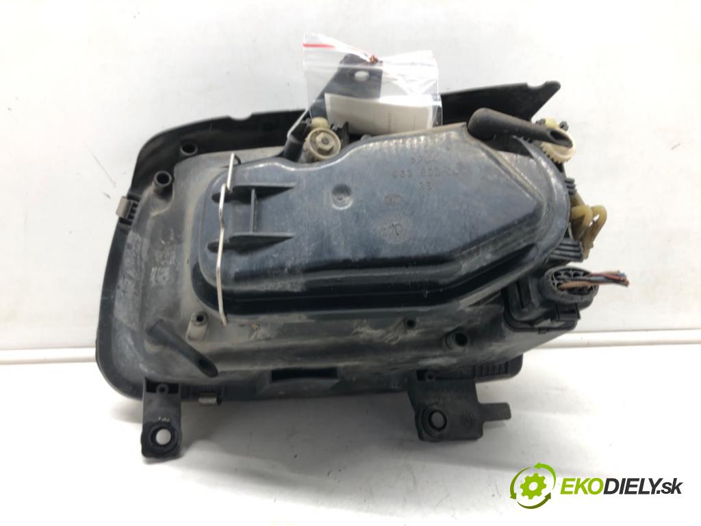 VW POLO (6N2) 1999 - 2001    1.4 44 kW [60 KM] benzyna 1999 - 2001  Svetlomet pravy  (Pravé)