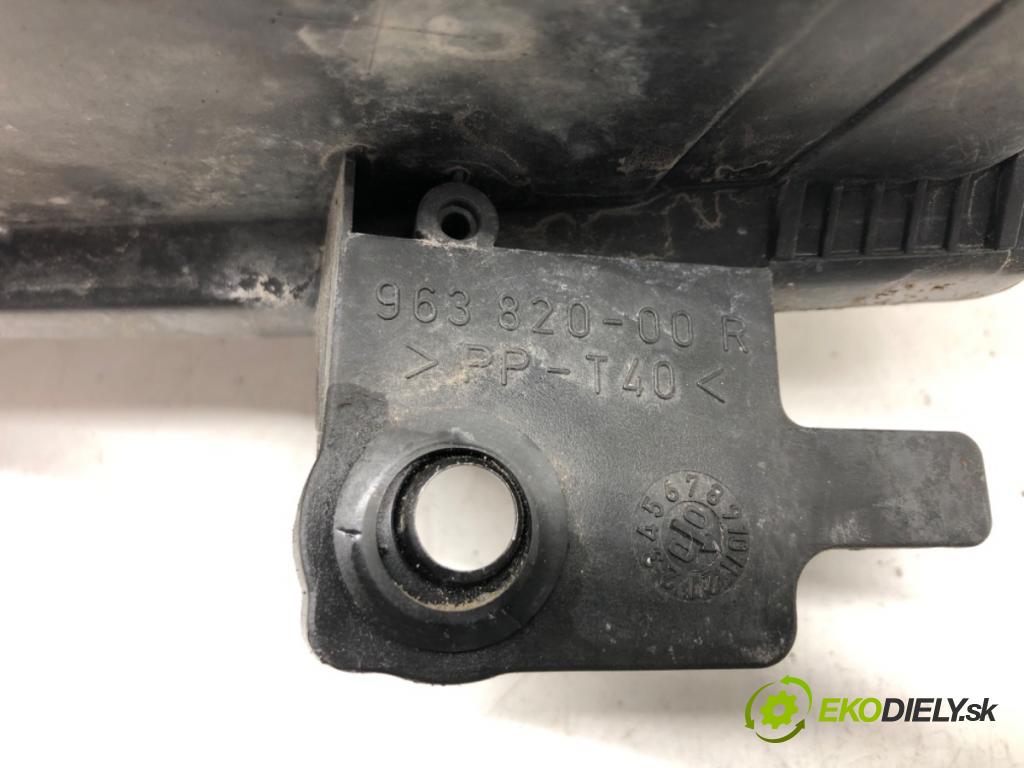 VW POLO (6N2) 1999 - 2001    1.4 44 kW [60 KM] benzyna 1999 - 2001  Svetlomet pravy  (Pravé)