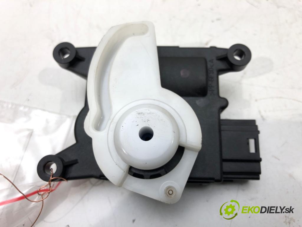 RENAULT TRAFIC III Autobus (JG_) 2014 - 2022    1.6 dCi 90 (JGME) 66 kW [90 KM] olej napędowy 2014  Motorček kúrenia T1020397J (Motorčeky kúrenia)