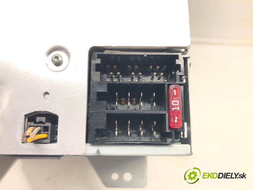 KIA CEED liftback (ED) 2006 - 2012    1.4 77 kW [105 KM] benzyna 2006 - 2012  RADIO 96140-1H600 (Audio zariadenia)