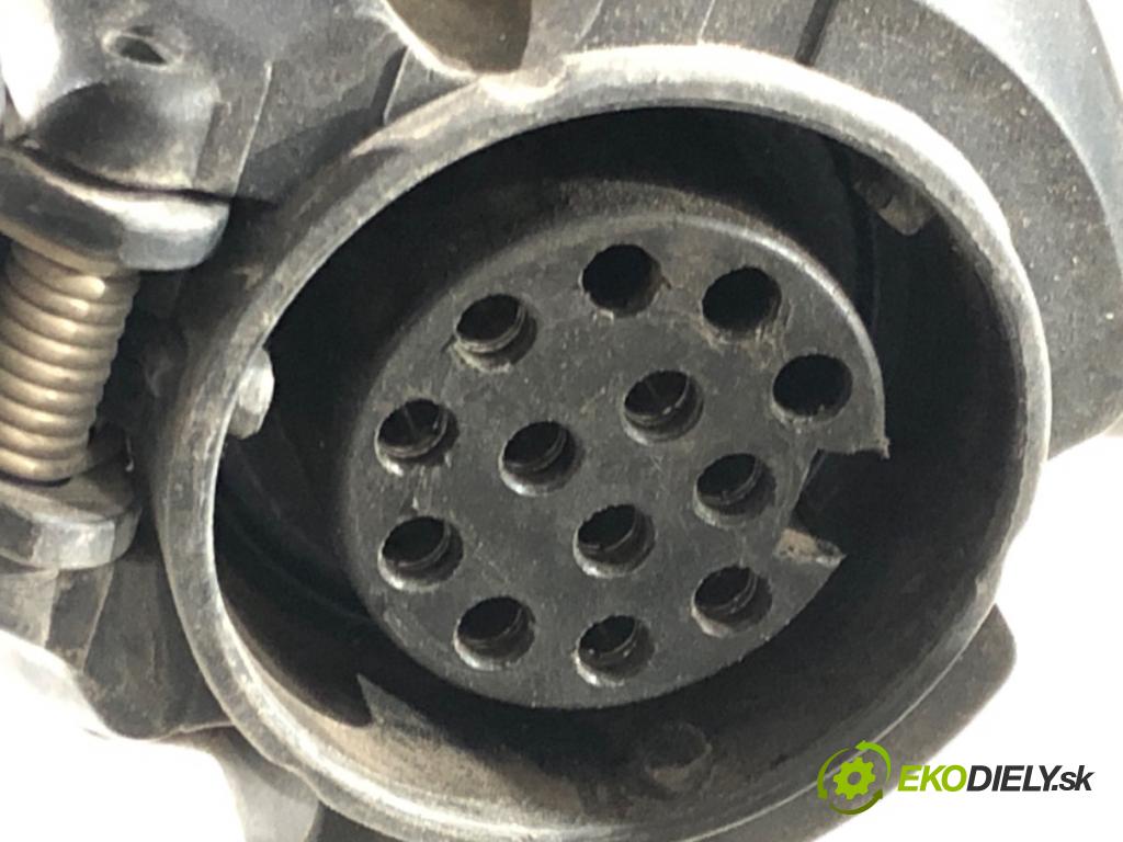 PORSCHE CAYENNE (9PA) 2002 - 2010    S 4.5 250 kW [340 KM] benzyna 2002 - 2007  Hák tažné zařízení 7L5803921F