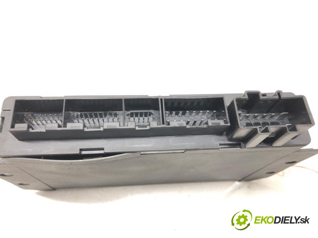 AUDI A6 C5 Avant (4B5) 1997 - 2005    2.8 quattro 142 kW [193 KM] benzyna 1997 - 2005  Modul komfortu 93059193 (Moduly komfortu)