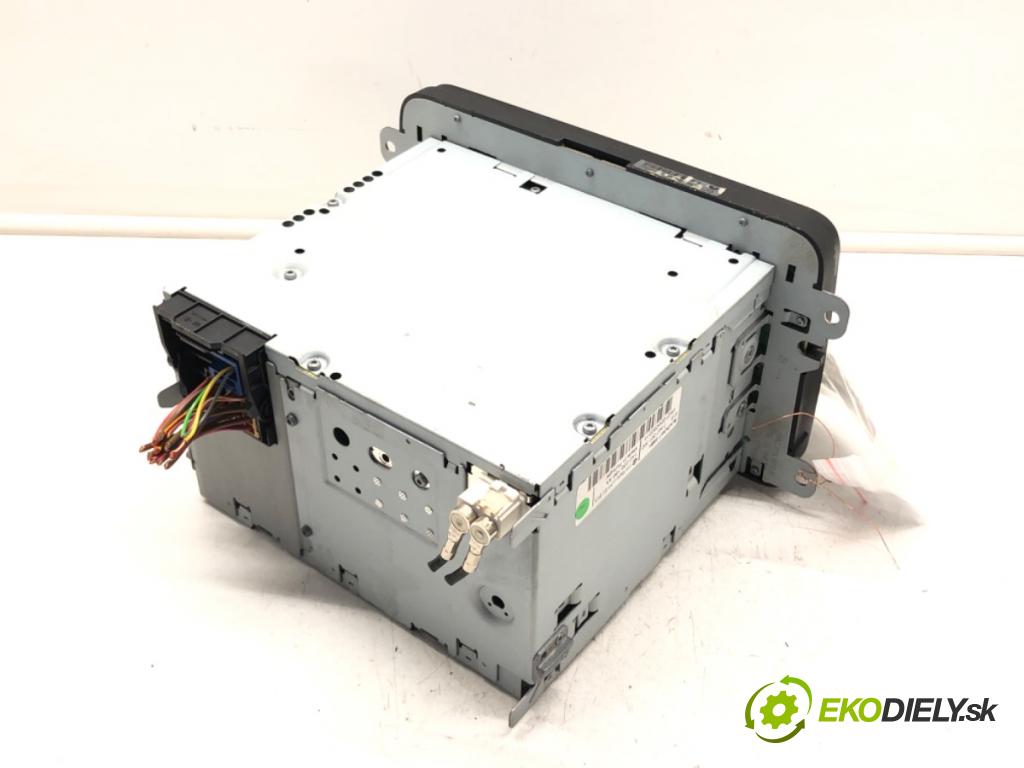 VW GOLF VI (5K1) 2008 - 2014    2.0 TDI 81 kW [110 KM] olej napędowy 2008 - 2012  RADIO 1K0035186AA (Audio zariadenia)