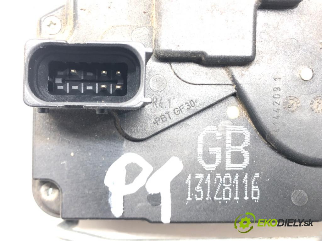 OPEL ASTRA H Kombi (A04) 2004 - 2014    1.7 CDTI (L35) 74 kW [101 KM] olej napędowy 2004 -  zámok zadní část pravý 13128116