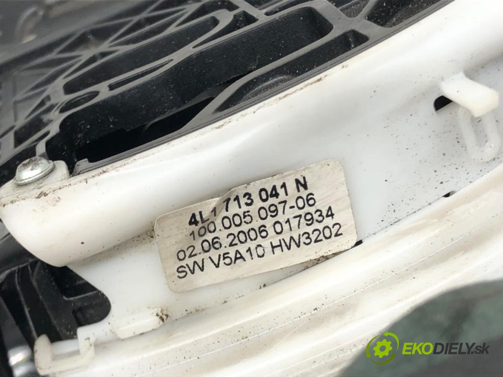 AUDI Q7 (4LB) 2006 - 2016    3.0 TDI quattro 171 kW [233 KM] olej napędowy 2006  Kulisa 4L1713041N (Rýchlostné páky / kulisy)
