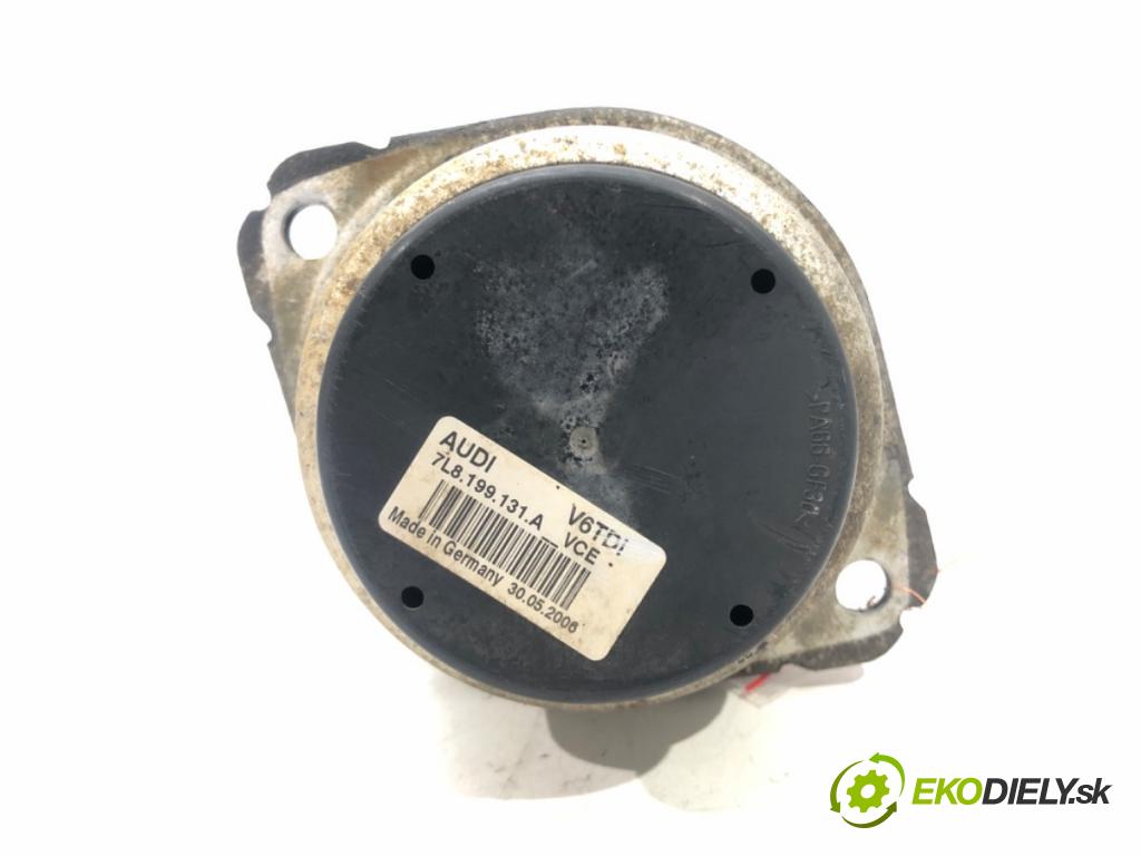 AUDI Q7 (4LB) 2006 - 2016    3.0 TDI quattro 171 kW [233 KM] olej napędowy 2006  AirBag motora 7L8199131A (Držáky motoru)