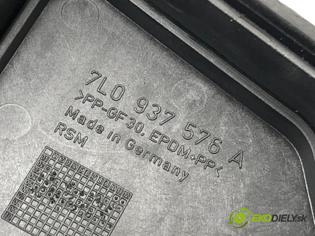 AUDI Q7 (4LB) 2006 - 2016    3.0 TDI quattro 171 kW [233 KM] olej napędowy 2006  skříňka poistková 7L0937576A (Pojistkové skříňky)