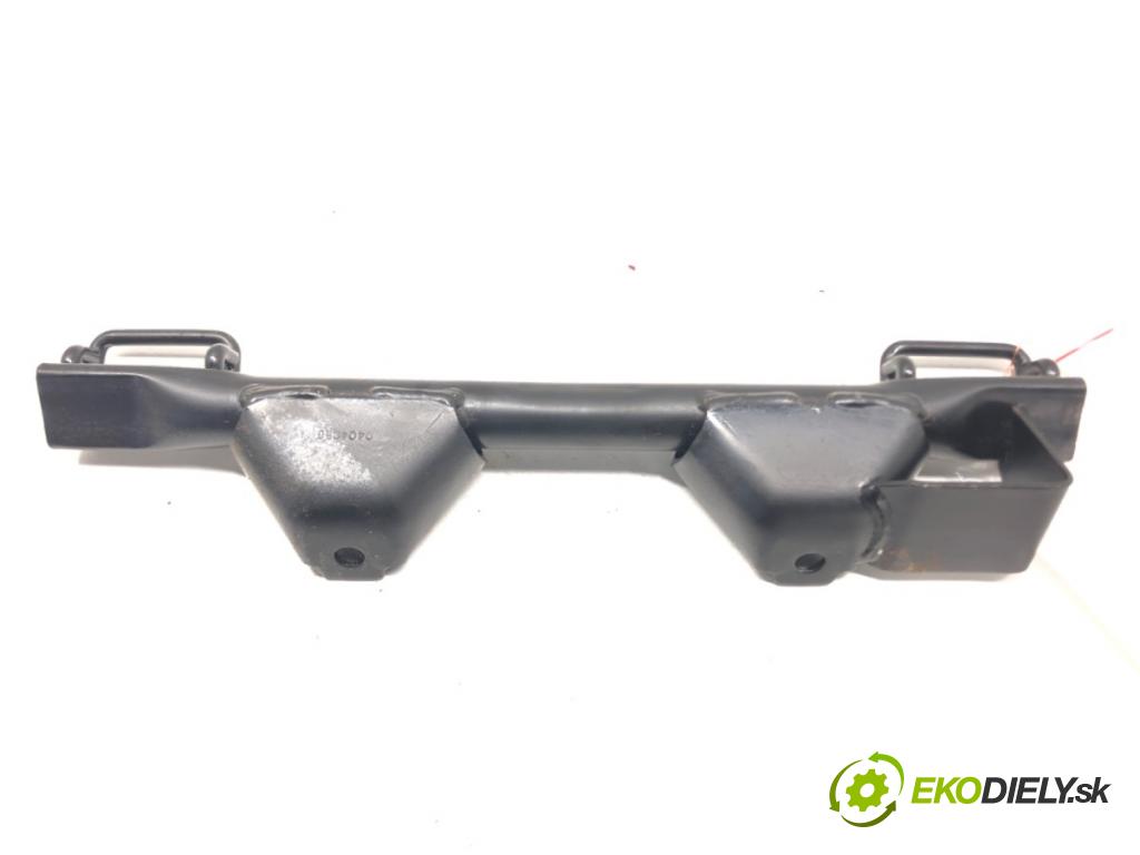 AUDI A6 C6 (4F2) 2004 - 2011    2.4 quattro 130 kW [177 KM] benzyna 2005 - 2008  uchycení ISOFIX 8E0813546A
