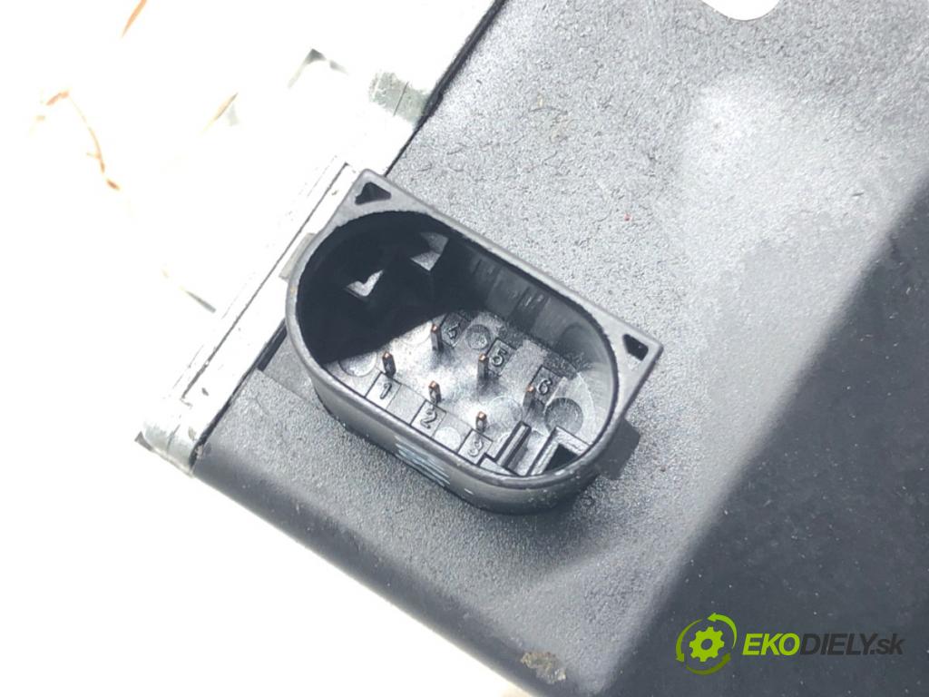 RENAULT LAGUNA II (BG0/1_) 2001 - 2007    1.9 dCi (BG08, BG0G) 88 kW [120 KM] olej napędowy   blokáda volantu 8200020613B (Ostatné)