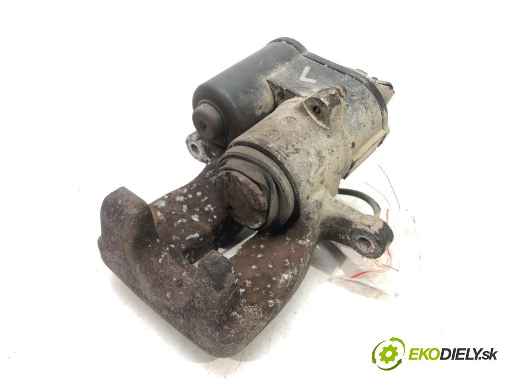VW PASSAT B6 (3C2) 2005 - 2010    1.9 TDI 77 kW [105 KM] olej napędowy 2005 - 2010  Brzdič strmeň ľavy zad 