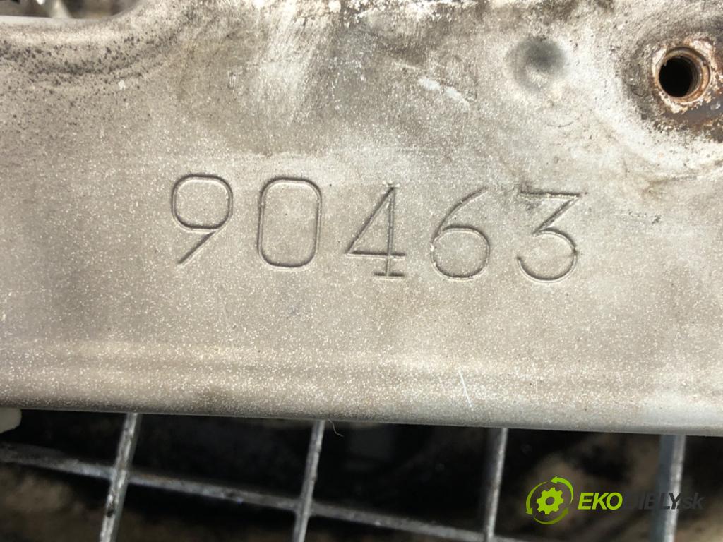 TOYOTA AURIS (_E15_) 2006 - 2012    2.0 D-4D (ADE150_) 93 kW [126 KM] olej napędowy 20  Výstuha horná  (Výstuhy)