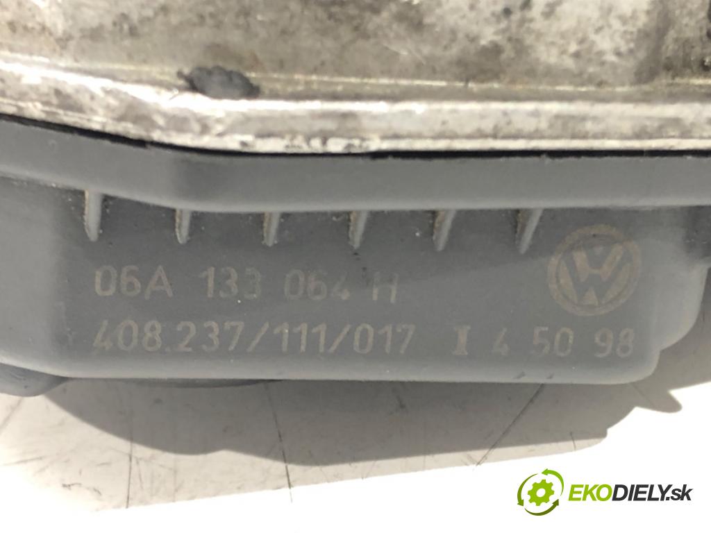 VW NEW BEETLE (9C1, 1C1) 1998 - 2010    2.0 85 kW [115 KM] benzyna 1998 - 2010  Škrtiaca klapka 06А133064 (Škrtiace klapky)