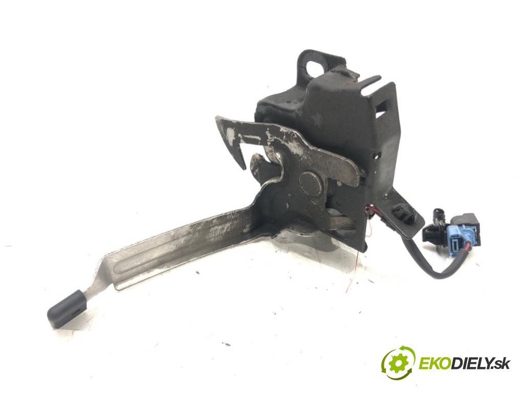 HONDA CR-V IV (RM_) 2012 - 2022    2.0 AWD (RE5, RM2) 114 kW [155 KM] benzyna 2012 -   zámok kapoty přední část