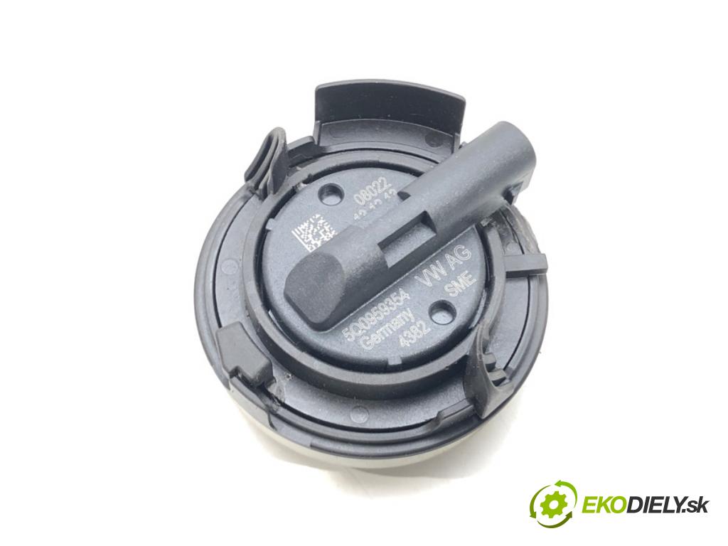 VW GOLF VII (5G1, BQ1, BE1, BE2) 2012 - 2022    1.4 TSI 90 kW [122 KM] benzyna 2012 - 2022  Snímač nárazu 5Q0959354 (Snímače nárazu)