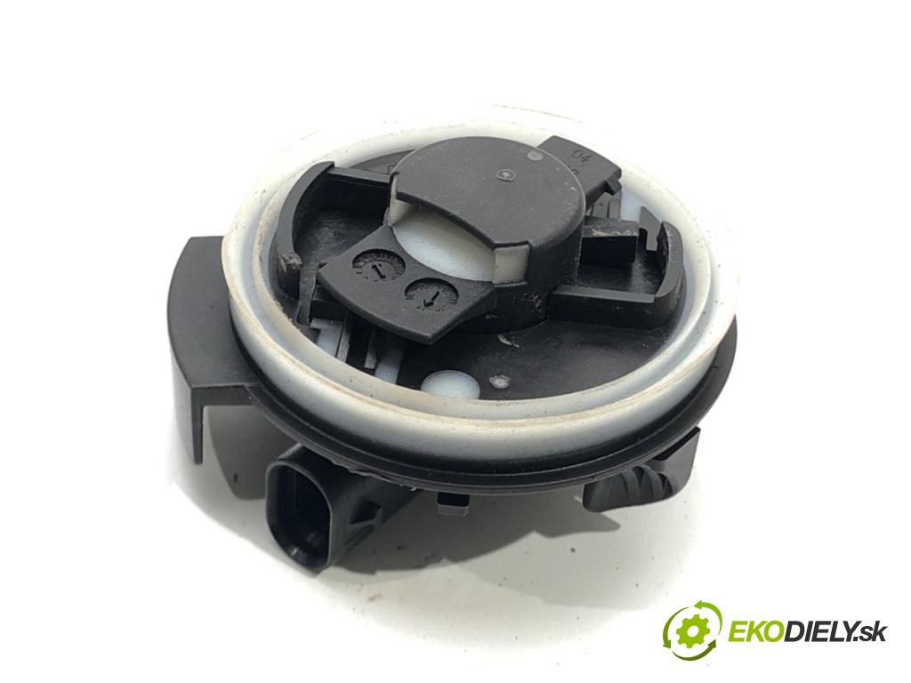 VW GOLF VII (5G1, BQ1, BE1, BE2) 2012 - 2022    1.4 TSI 90 kW [122 KM] benzyna 2012 - 2022  Snímač nárazu 5Q0959354 (Snímače nárazu)