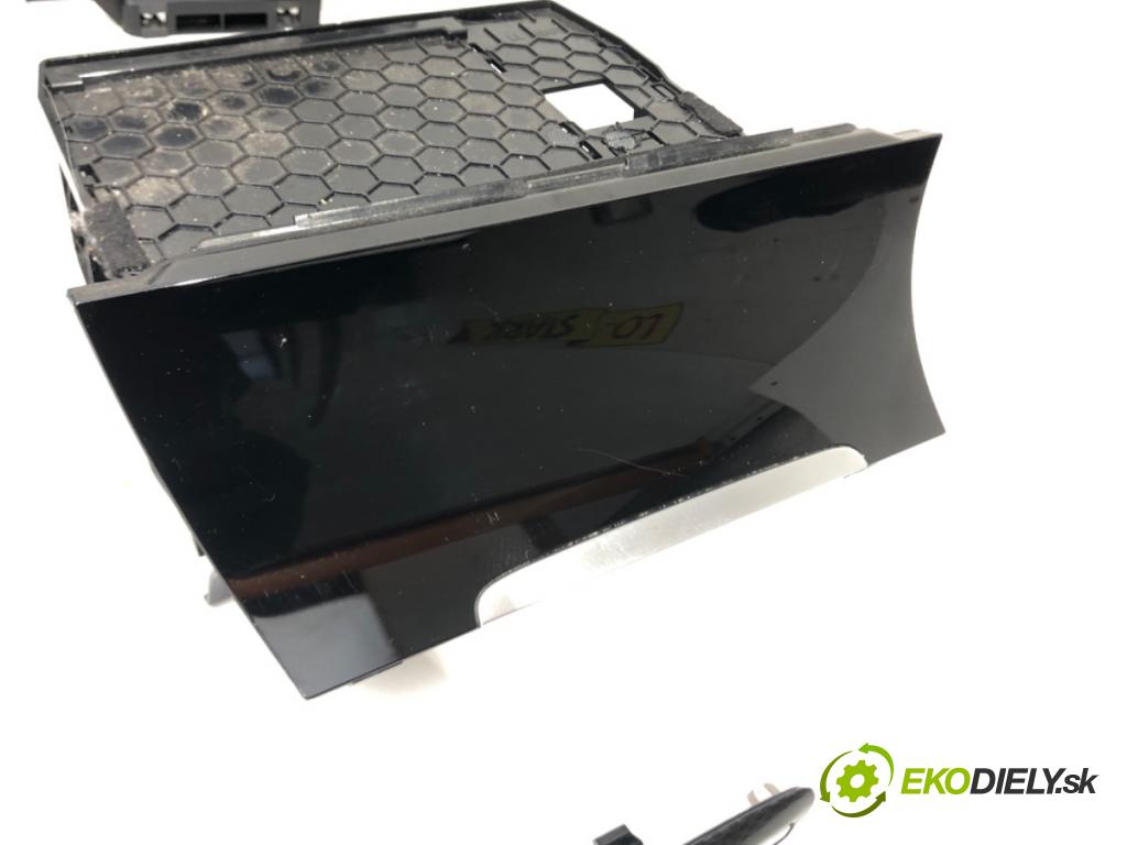 VW GOLF VII (5G1, BQ1, BE1, BE2) 2012 - 2022    1.4 TSI 90 kW [122 KM] benzyna 2012 - 2022  lišty kryt  (Lišty)