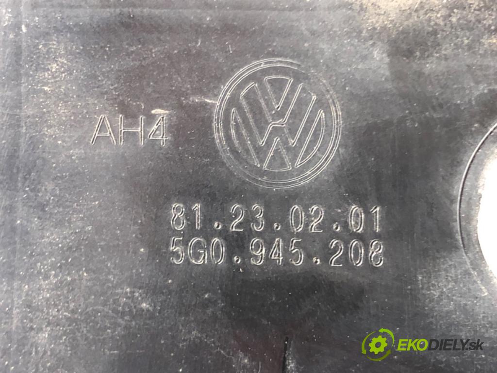 VW GOLF VII (5G1, BQ1, BE1, BE2) 2012 - 2022    1.4 TSI 110 kW [150 KM] benzyna 2014 - 2022  Svetlo pravy zad 5G0945208
