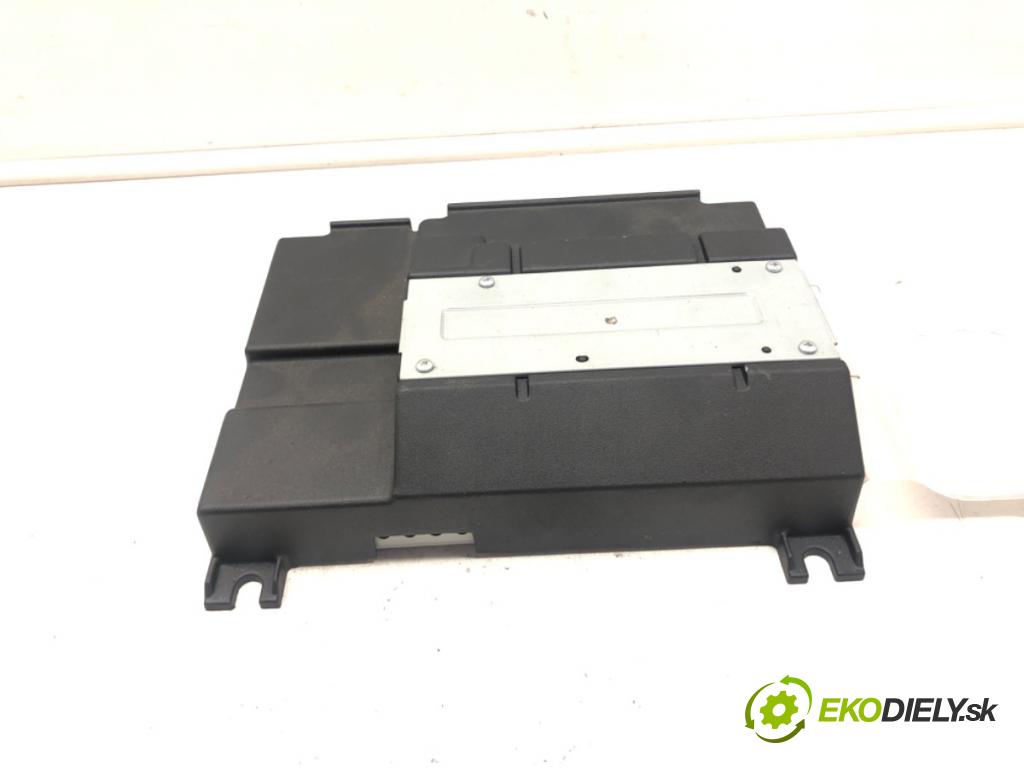 VW GOLF VII (5G1, BQ1, BE1, BE2) 2012 - 2022    1.4 TSI 110 kW [150 KM] benzyna 2014 - 2022  Zosilňovač 5Q0035456 (Zosilňovače)